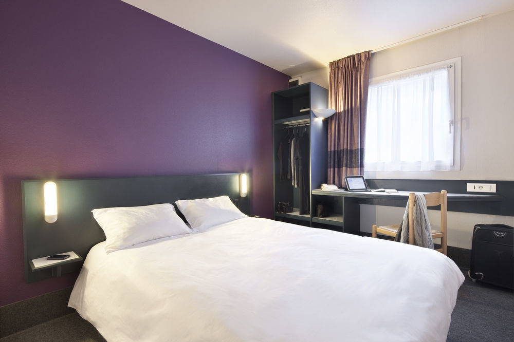 B&B Hotel Єр Екстер'єр фото