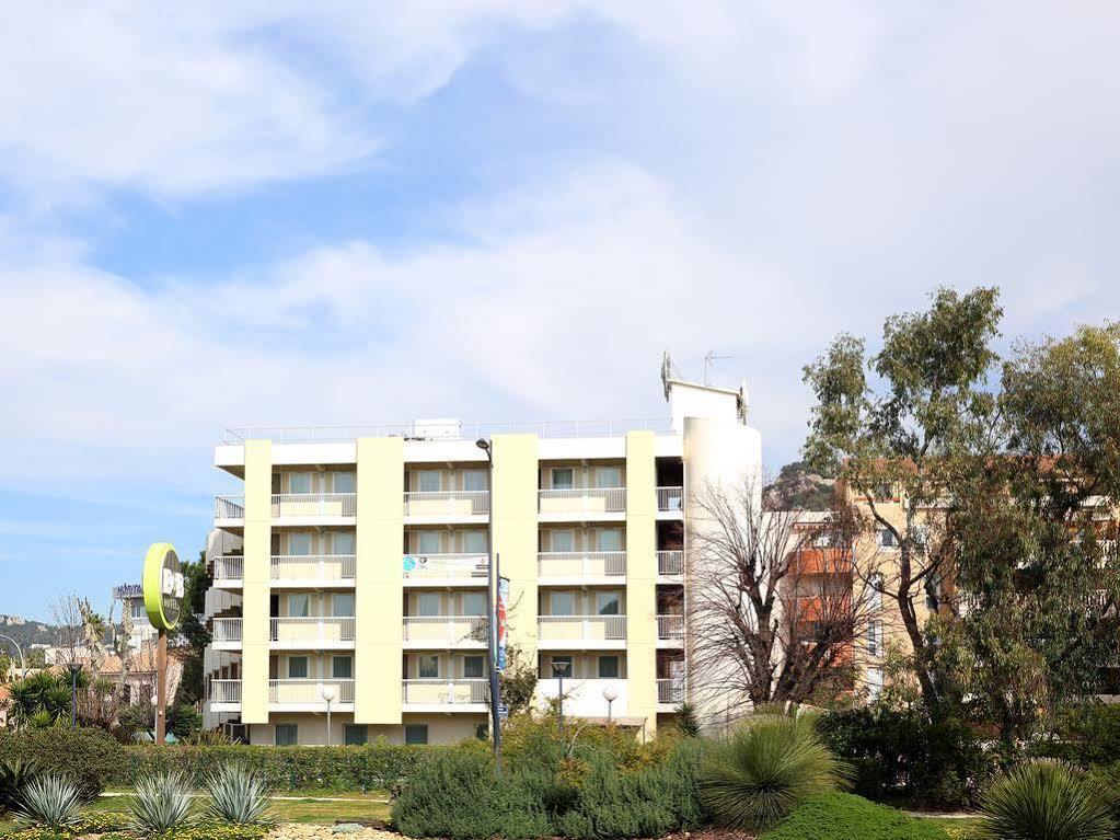 B&B Hotel Єр Екстер'єр фото