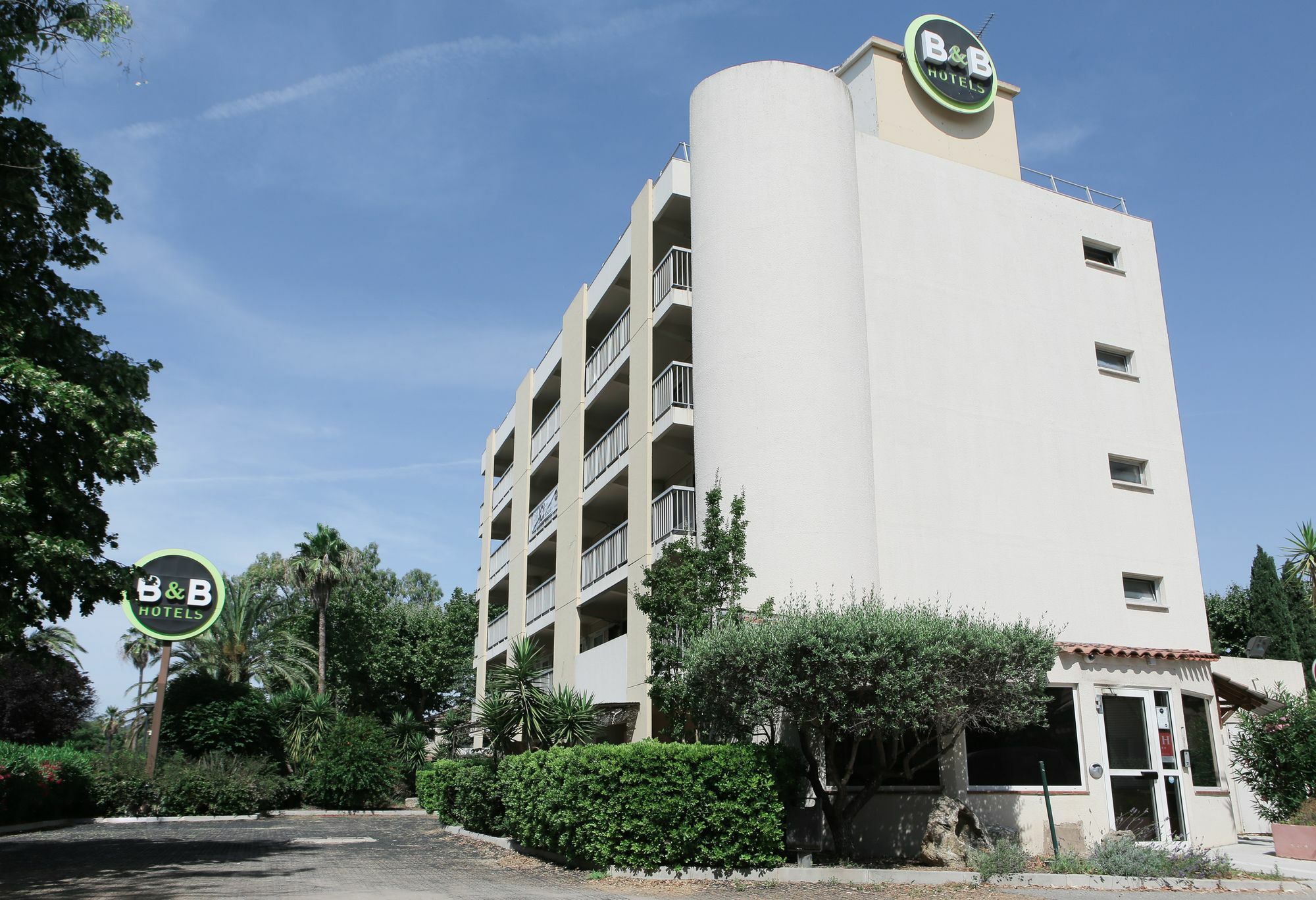 B&B Hotel Єр Екстер'єр фото